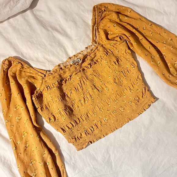 American Eagle Yellow Floral Crop Top - Picture 1 of 10